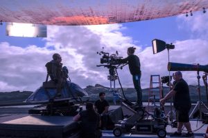 ILM『マンダロリアン』(2020)に見るバーチャルプロダクションという新しいスタジオ撮影の基準 HDR LEDスクリーンプロセス＋UNREALヴァーチャルセットの組み合わせ。これがスタジオセットのスタンダードになるかもしれない